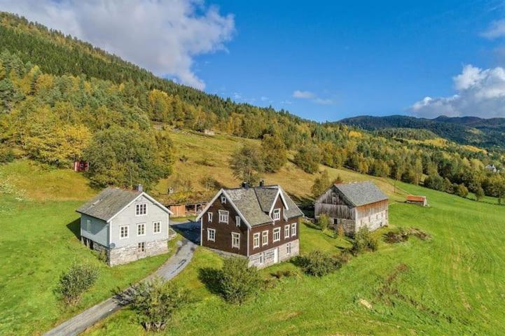 Heggjabygda Gjestegard, Nordfjordeid Eksteriør billede
