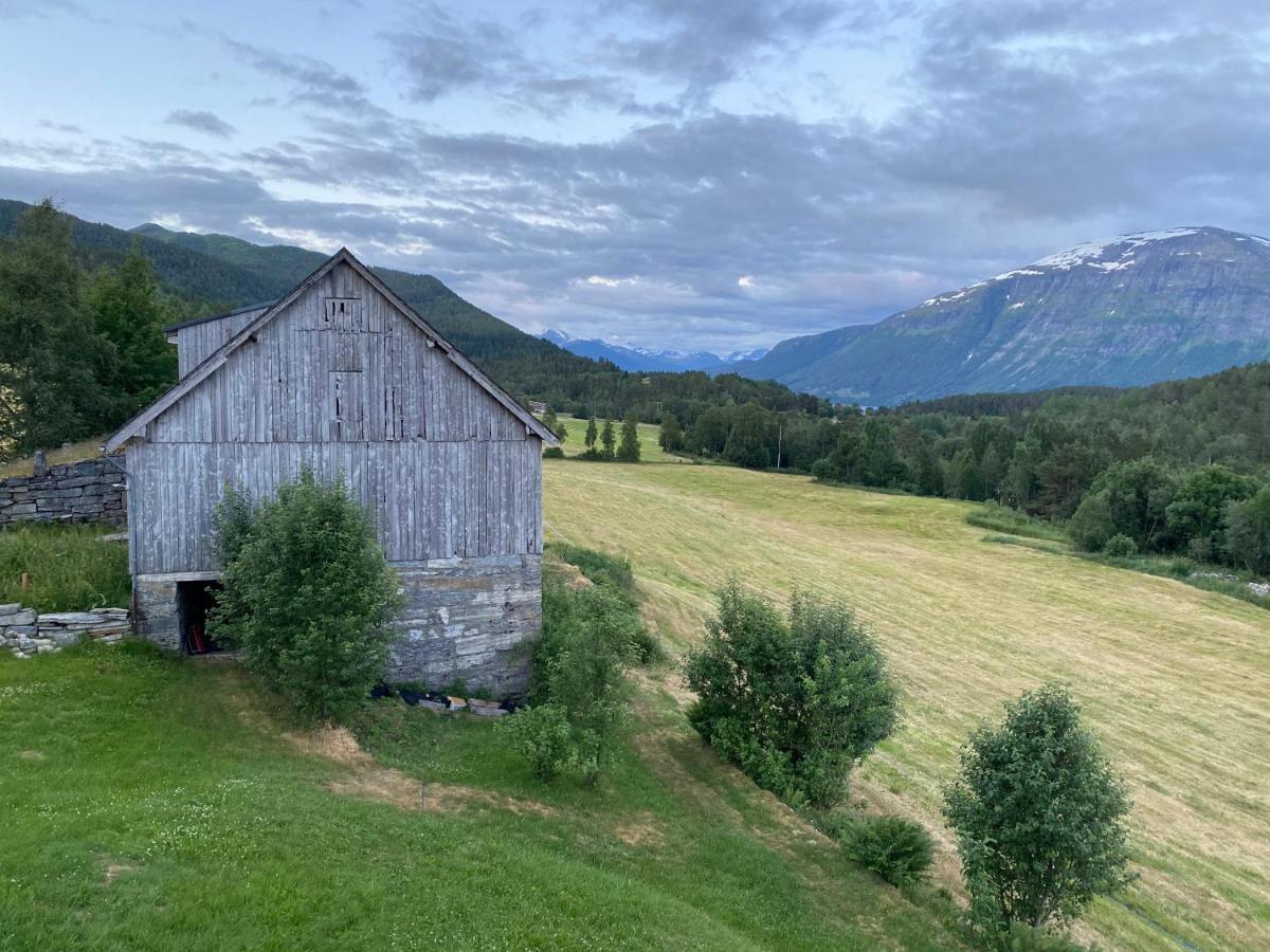 Heggjabygda Gjestegard, Nordfjordeid Eksteriør billede