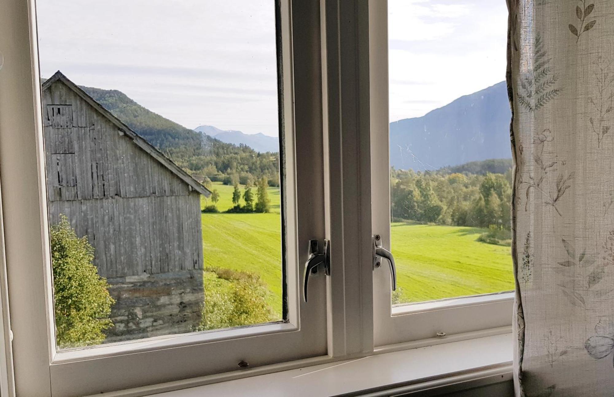 Heggjabygda Gjestegard, Nordfjordeid Værelse billede